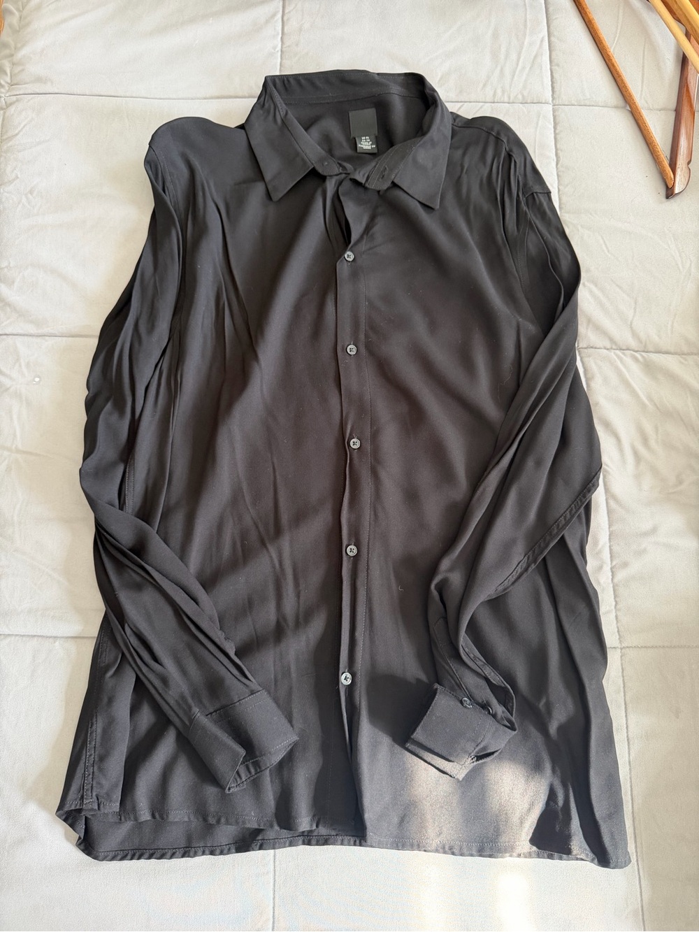 H&M MEN DRESSING SHIRT